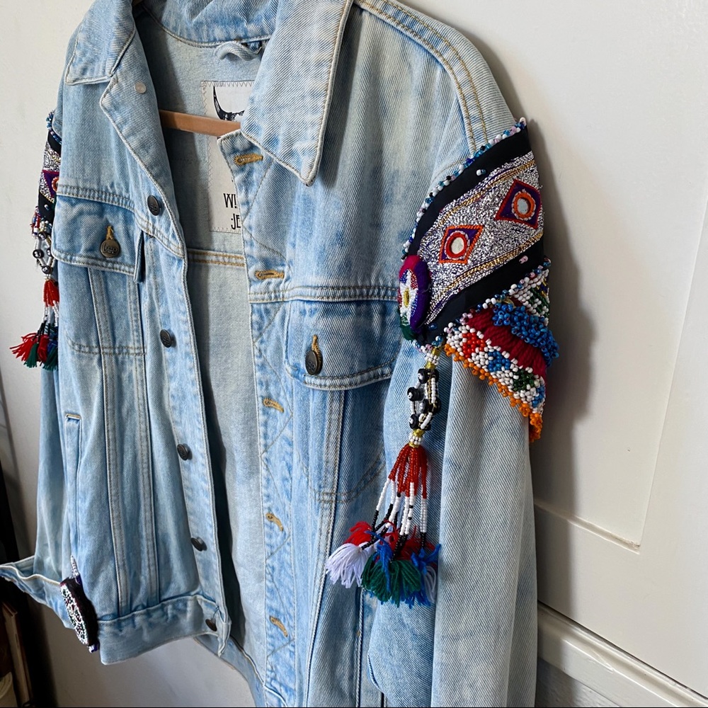 Original Wild and Free Jewelry Jacket 🦋 - Picture 3 of 5